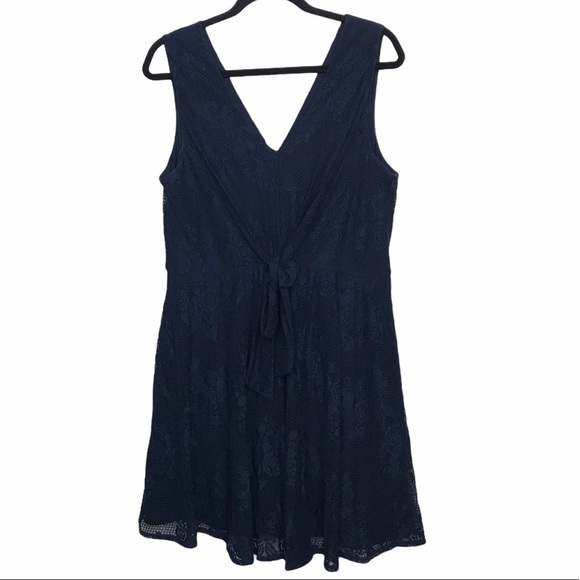 AUW Blue Lace Sleeveless Dress - Picture 2 of 9